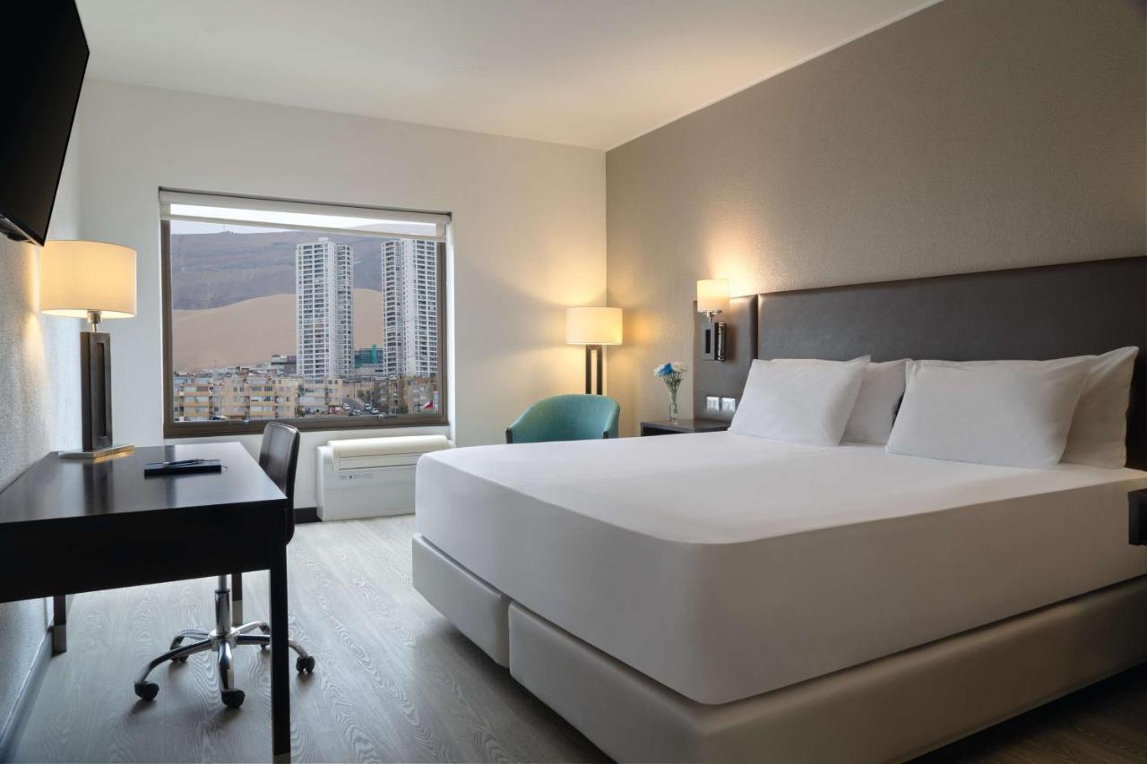 Nh Iquique Costa Hotel Bagian luar foto