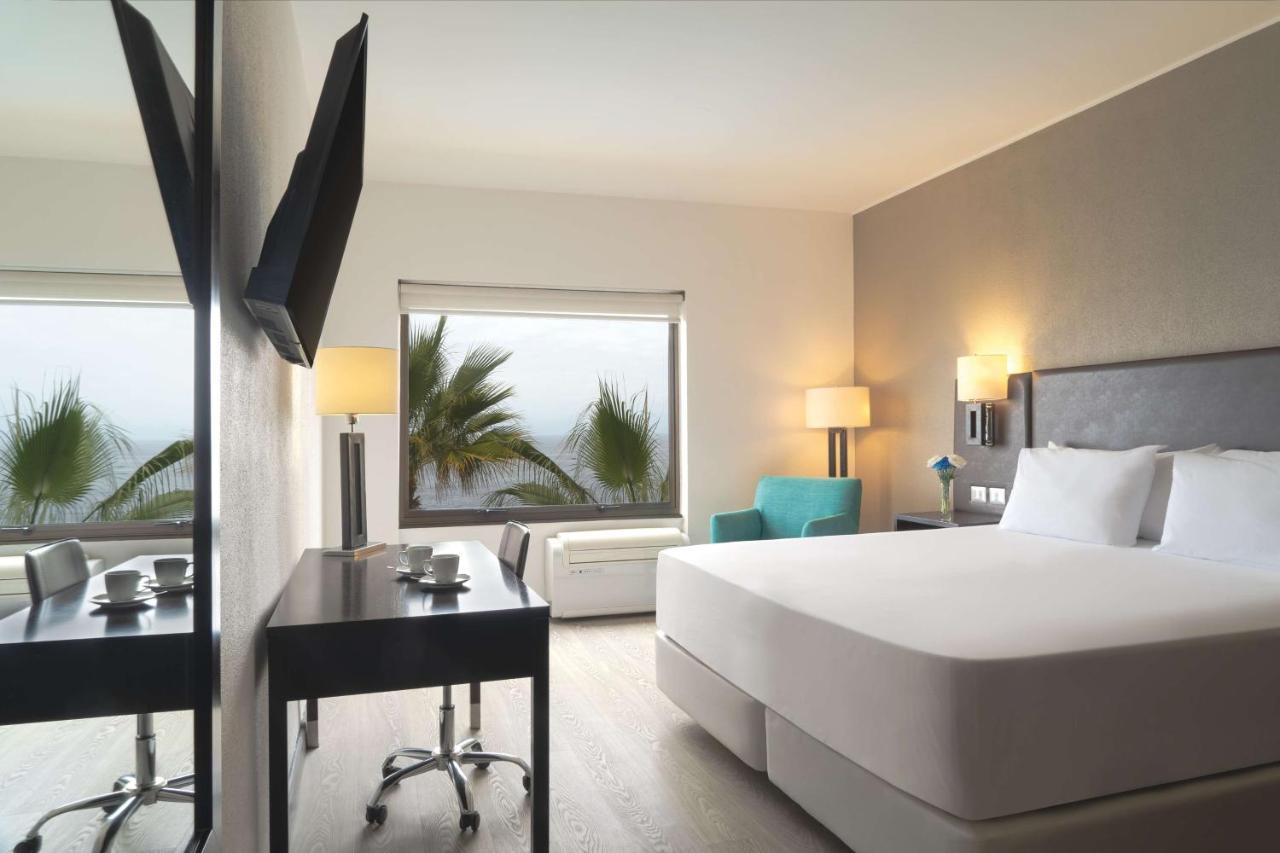 Nh Iquique Costa Hotel Bagian luar foto